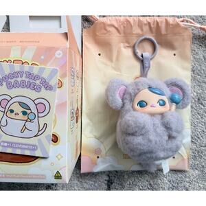 Pop Mart Pucky Tap Tap Babies Series - CLEVERNESS +1